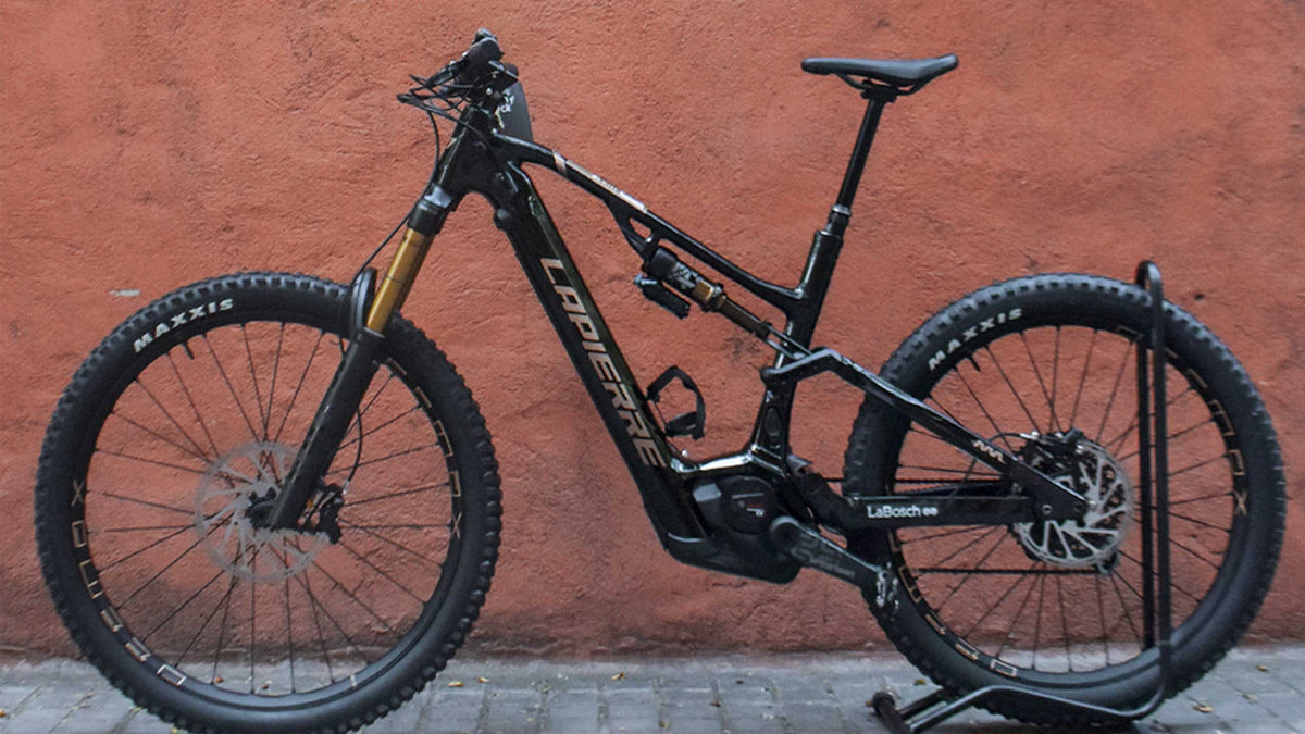 Bicicleta eléctrica de montaña Lapierre Overvolt AM 75th 2022 | LaBosch