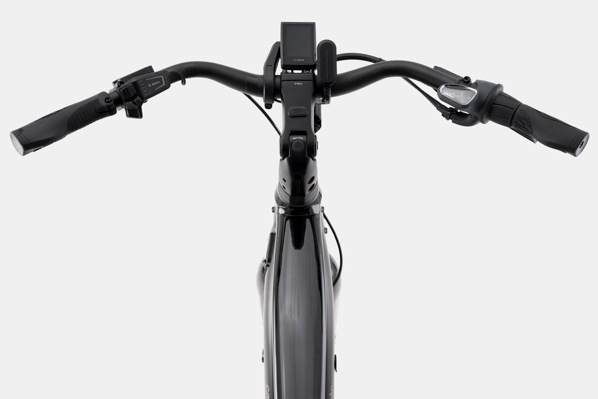 MAVARO NEO 1 — Negro — Detalle