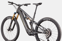 MOTERRA SL 1 — Gris — Detalle