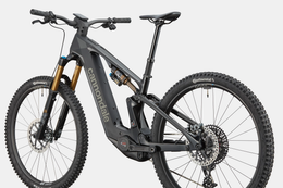 MOTERRA 1 — Negro — Detalle