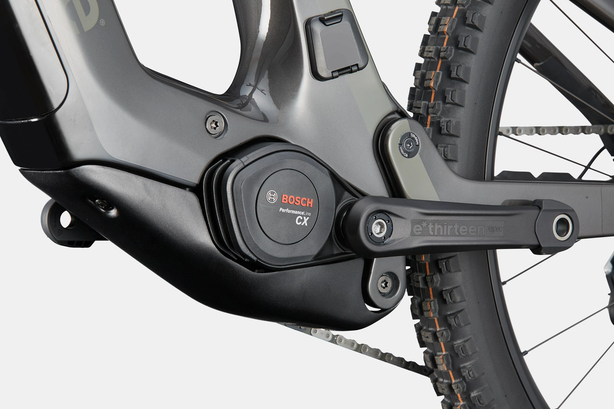 MOTERRA LT 1 — Negro — Detalle