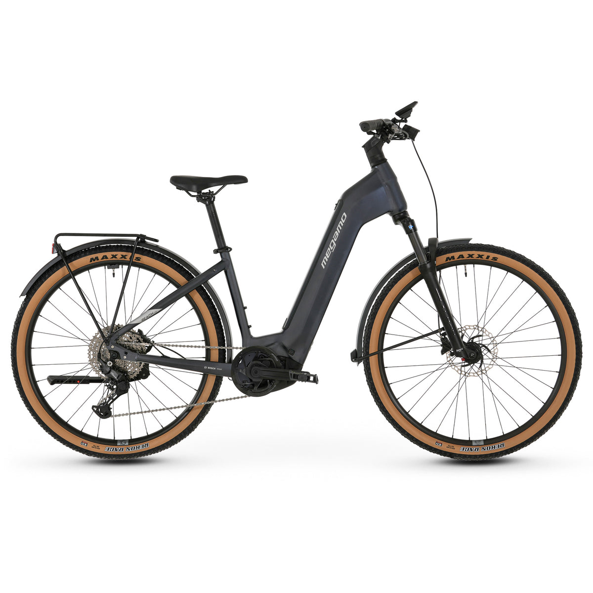 MEGAMO REACH LOW 05 SUV 2026 · Negro · MG27086205A · B2B image